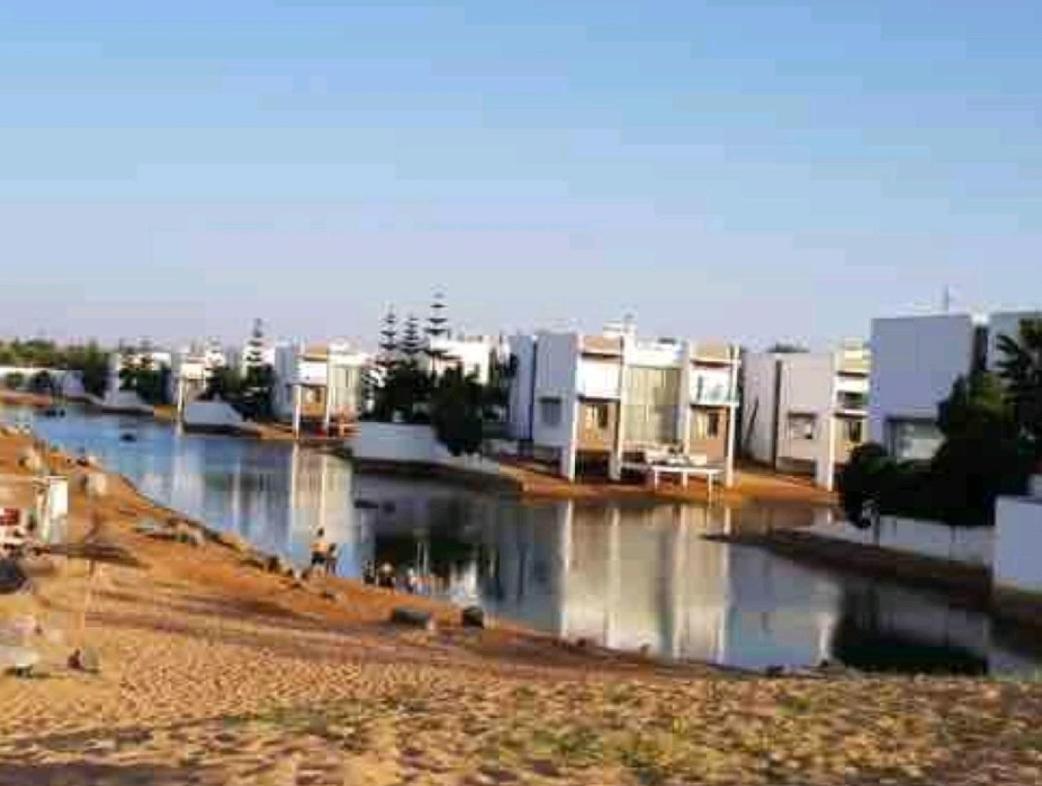 Appt Bouznika EDEN ISLAND pied sur Mer Exterior foto